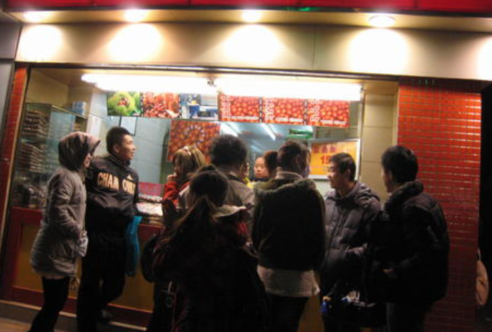 小型炒板栗機(jī)經(jīng)營(yíng)火爆案例五